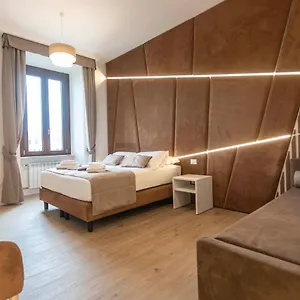 Flat 285 La Itália