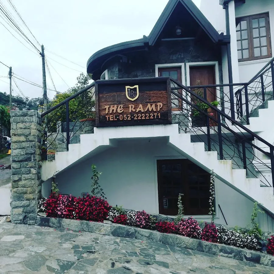 酒店 努沃勒埃利耶 The Ramp酒店
